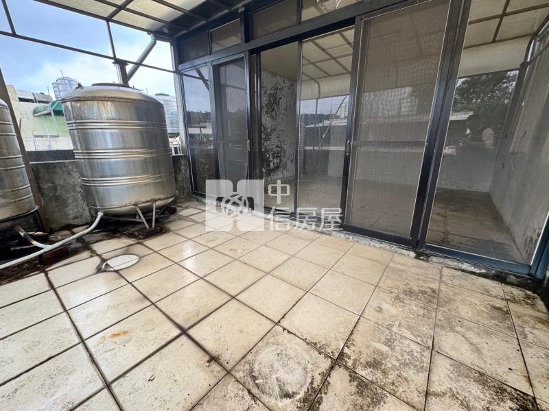 楊新路透天房屋室內格局與周邊環境