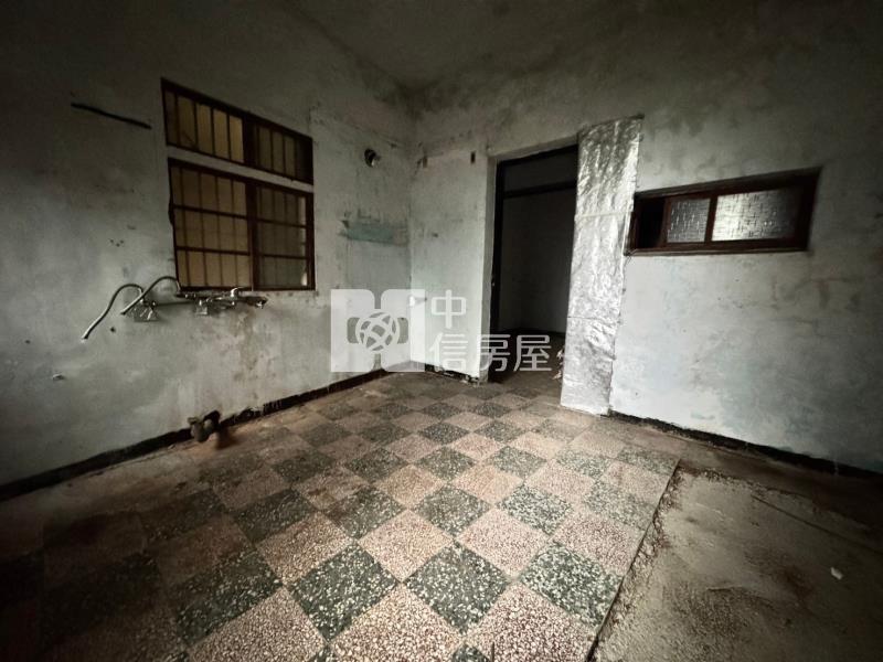 楊新路透天房屋室內格局與周邊環境