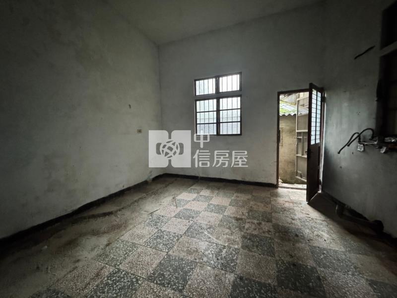 楊新路透天房屋室內格局與周邊環境
