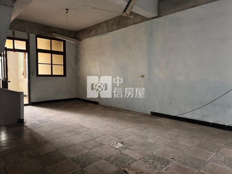 楊新路透天房屋室內格局與周邊環境