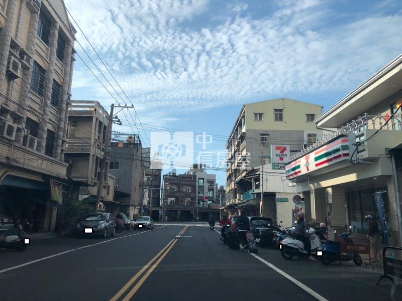 仁德新加坡式店面3年新屋房屋室內格局與周邊環境