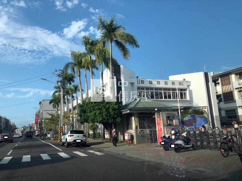 仁德新加坡式店面3年新屋房屋室內格局與周邊環境