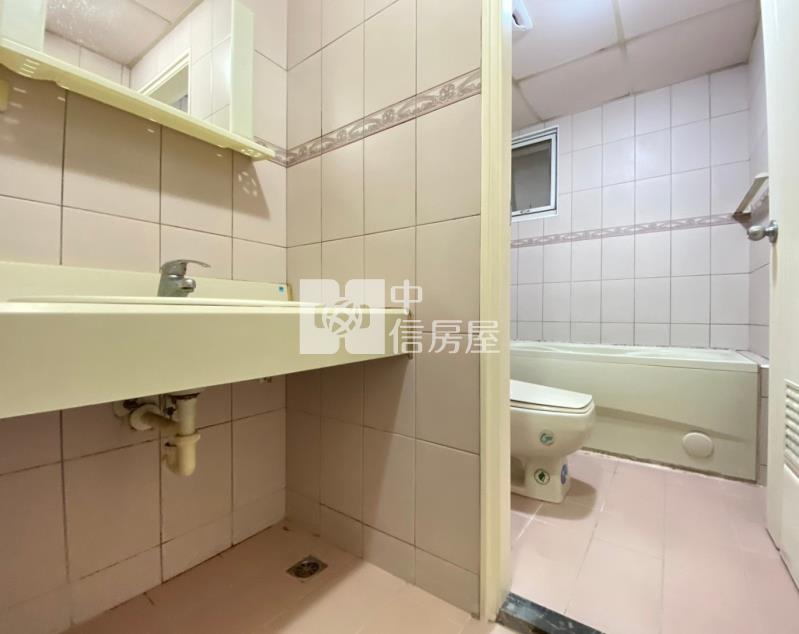 水湳經貿四房平車房屋室內格局與周邊環境