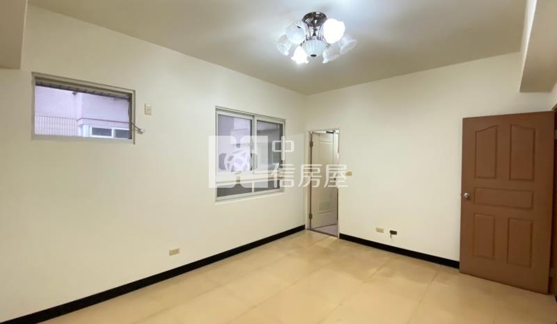 水湳經貿四房平車房屋室內格局與周邊環境