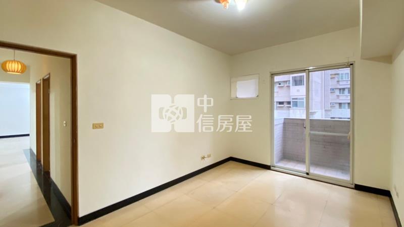 水湳經貿四房平車房屋室內格局與周邊環境