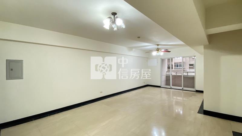 水湳經貿四房平車房屋室內格局與周邊環境