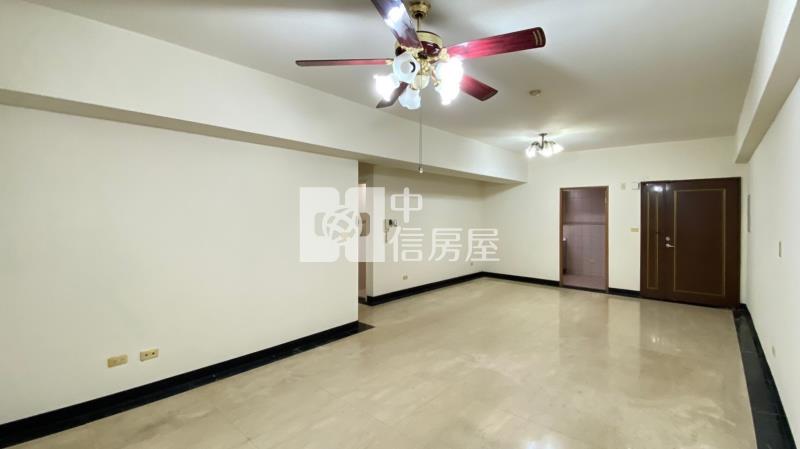 水湳經貿四房平車房屋室內格局與周邊環境