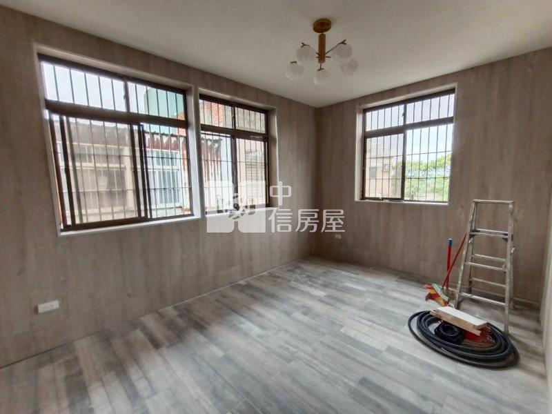 楊梅水美國小整新美透天房屋室內格局與周邊環境