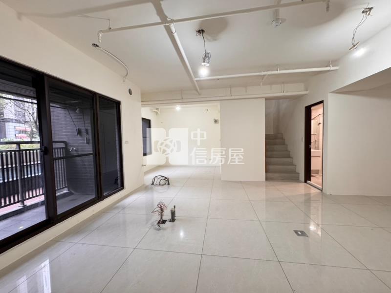 【安家】超稀有青埔A19店住露臺戶房屋室內格局與周邊環境