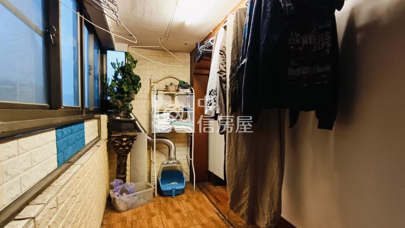 潭子慶懋巨鎮合併戶4房+車位房屋室內格局與周邊環境