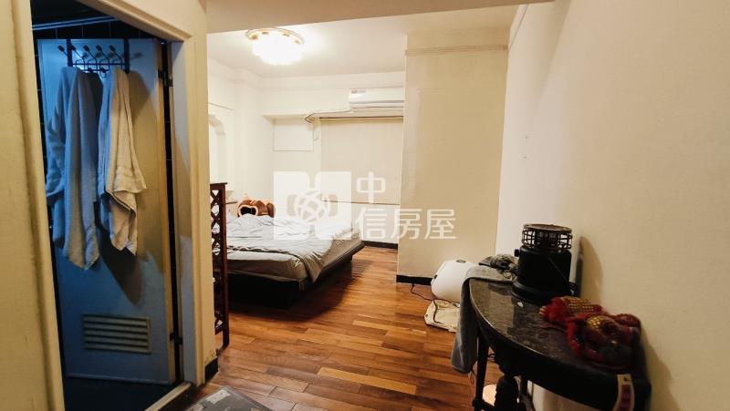 潭子慶懋巨鎮合併戶4房+車位房屋室內格局與周邊環境