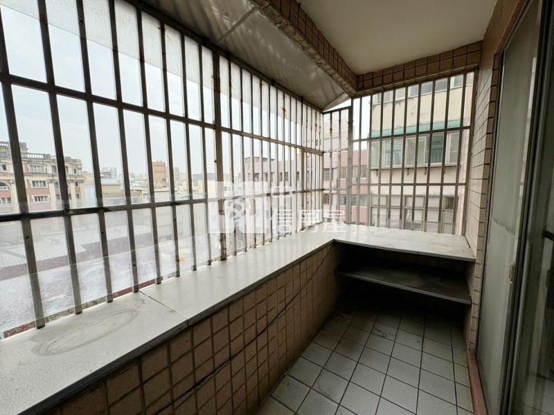 中壢市區旁番茄屋社區四房車房屋室內格局與周邊環境