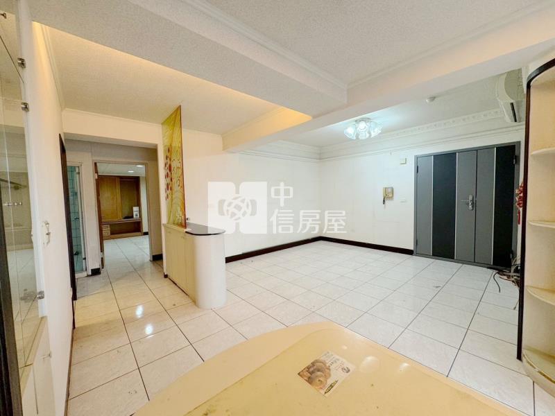 中壢市區旁番茄屋社區四房車房屋室內格局與周邊環境