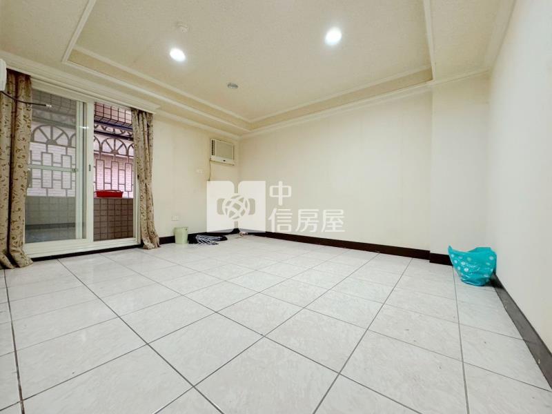 中壢市區旁番茄屋社區四房車房屋室內格局與周邊環境