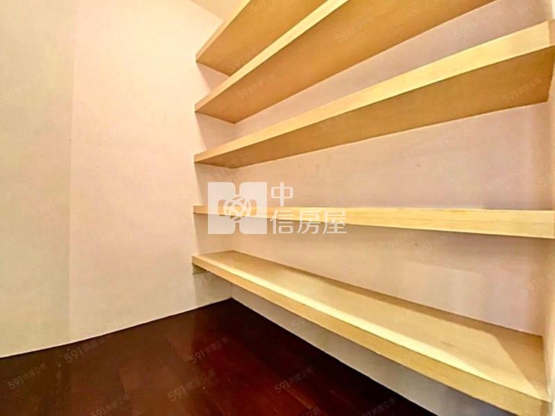五期漂亮大兩房房屋室內格局與周邊環境
