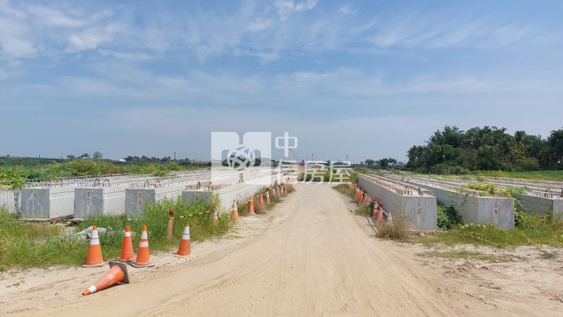 新市樹谷30米大道旁農地(1)房屋室內格局與周邊環境
