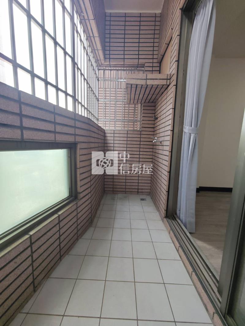好事多榮興商圈直接入住四房休旅車位美景房房屋室內格局與周邊環境