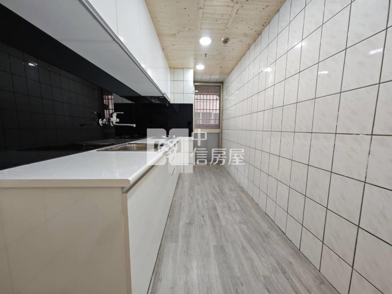 好事多榮興商圈直接入住四房休旅車位美景房房屋室內格局與周邊環境