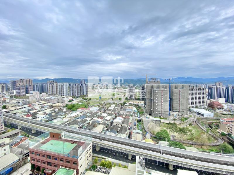 好事多榮興商圈直接入住四房休旅車位美景房房屋室內格局與周邊環境