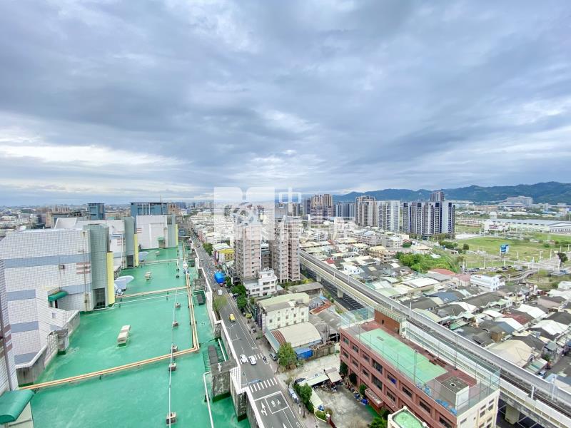 好事多榮興商圈直接入住四房休旅車位美景房房屋室內格局與周邊環境