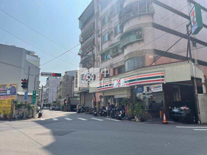 水湳經貿｜電梯美兩房房屋室內格局與周邊環境