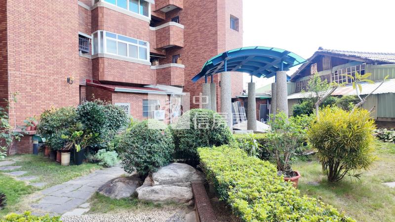 文化路旁 ★影音空拍在中信嘉義玉山店房屋室內格局與周邊環境