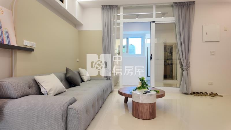 文化路旁 ★影音空拍在中信嘉義玉山店房屋室內格局與周邊環境