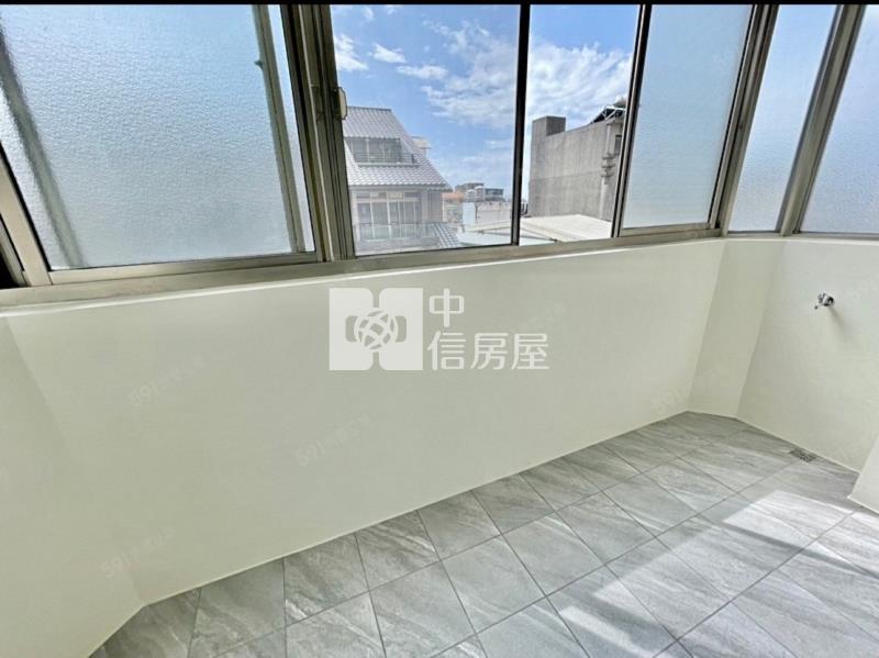 北屯凱旋天下三房全新裝潢房屋室內格局與周邊環境