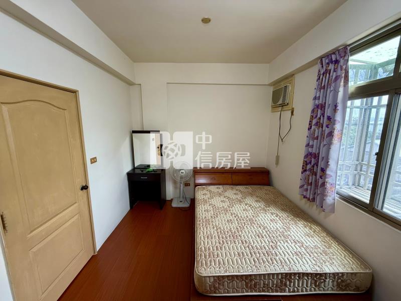 大雅老朋友的家前院停車透天房屋室內格局與周邊環境