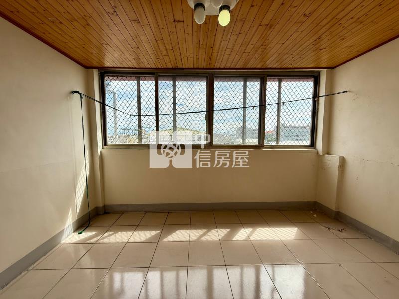 大雅老朋友的家前院停車透天房屋室內格局與周邊環境