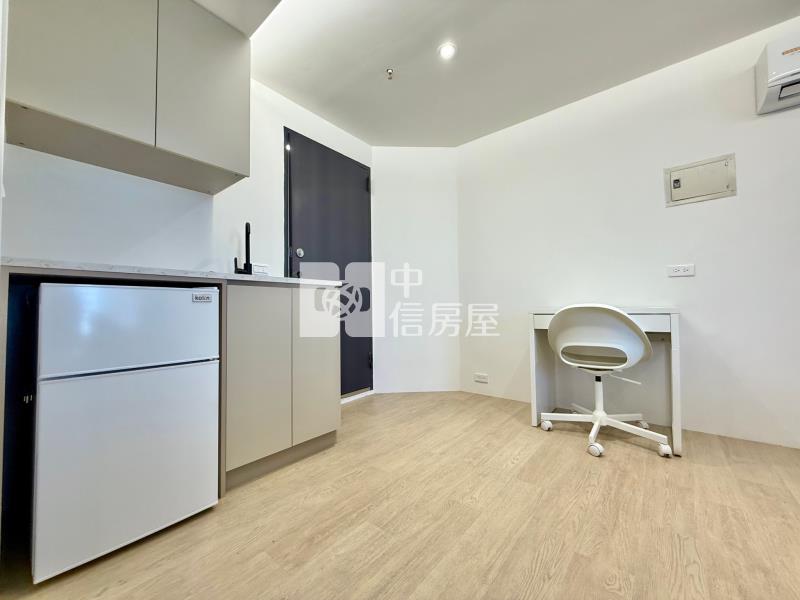 一中商圈水電更新全新設計低總價電梯大套房A房屋室內格局與周邊環境