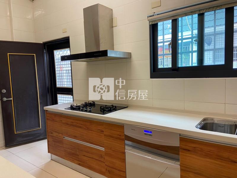 斗南後站雙車美別墅房屋室內格局與周邊環境