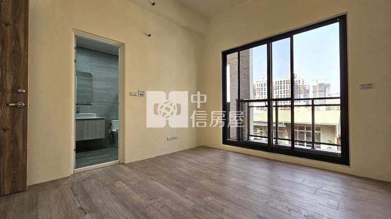仁美國小臨路12米電梯別墅全新完工房屋室內格局與周邊環境