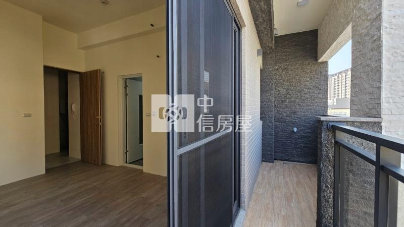 仁美國小臨路12米電梯別墅全新完工房屋室內格局與周邊環境