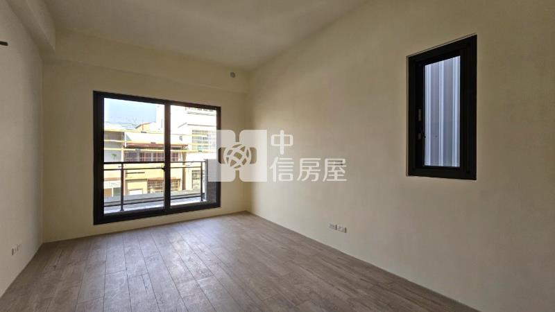 仁美國小臨路12米電梯別墅全新完工房屋室內格局與周邊環境