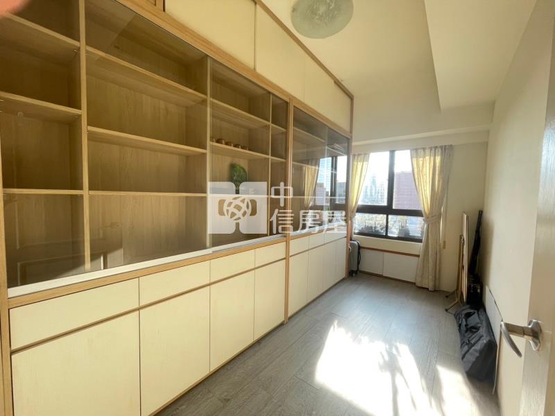 忠明南路精緻3房+平車房屋室內格局與周邊環境