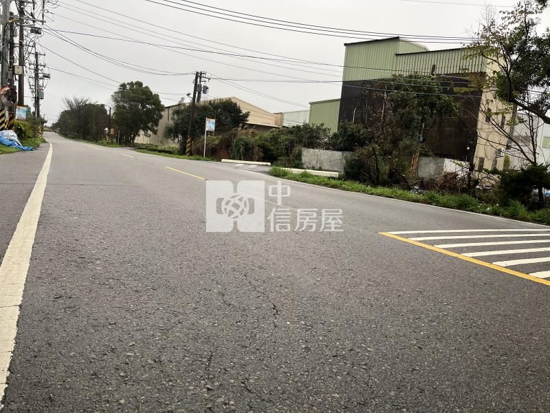 新屋三民路一段正旁農地+資材室房屋室內格局與周邊環境
