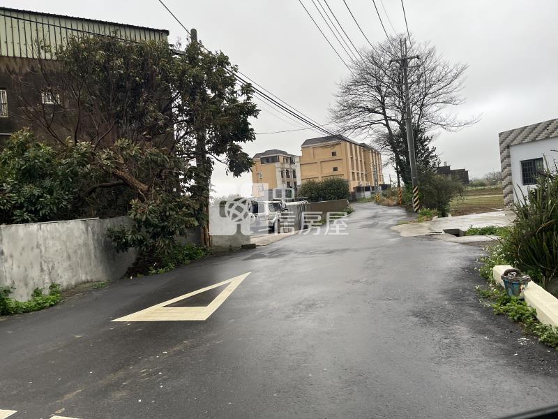 新屋三民路一段正旁農地+資材室房屋室內格局與周邊環境
