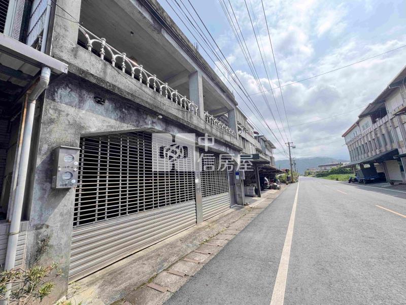 近梅花湖DIY雙併透天房屋室內格局與周邊環境