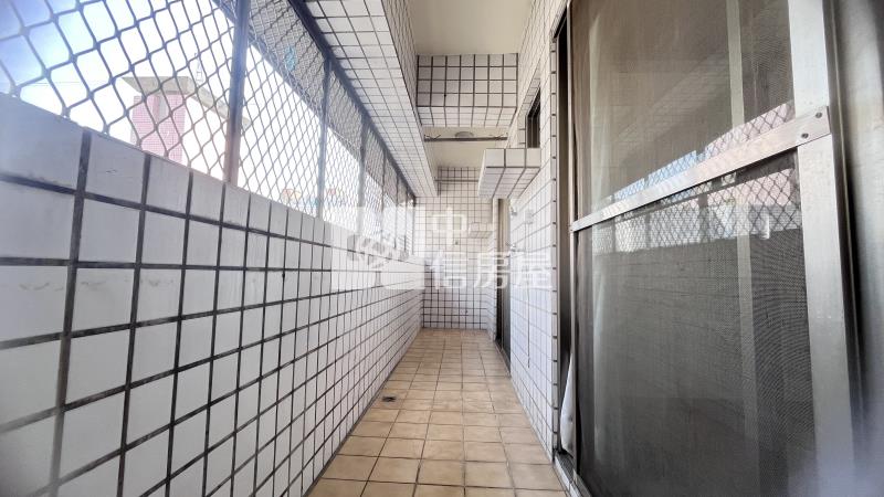 一點利市場全新整理4房坡道平車美廈房屋室內格局與周邊環境