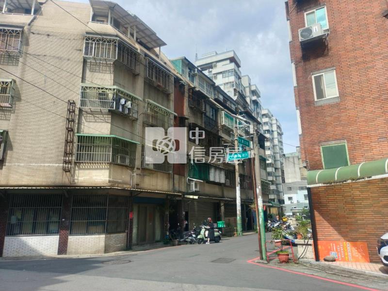 中原體育園區健身公寓三房房屋室內格局與周邊環境