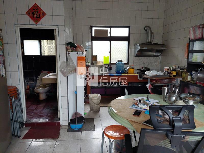 內埔市區合法農舍房屋室內格局與周邊環境