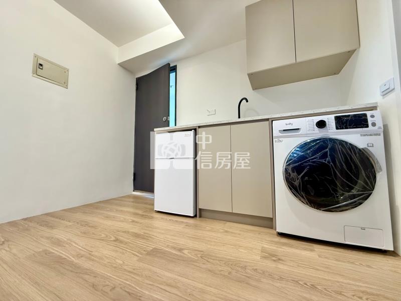 一中商圈水電更新全新設計低總價電梯正一房一廳G房屋室內格局與周邊環境