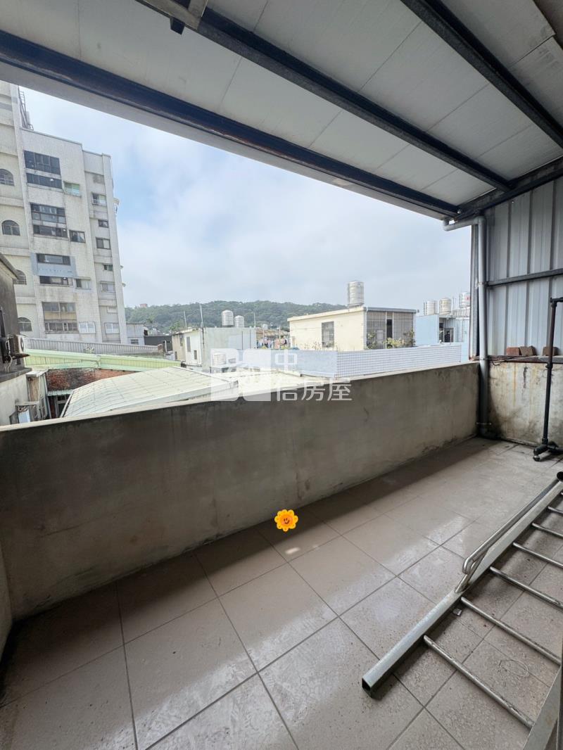 埔心站前低總大透天房屋室內格局與周邊環境