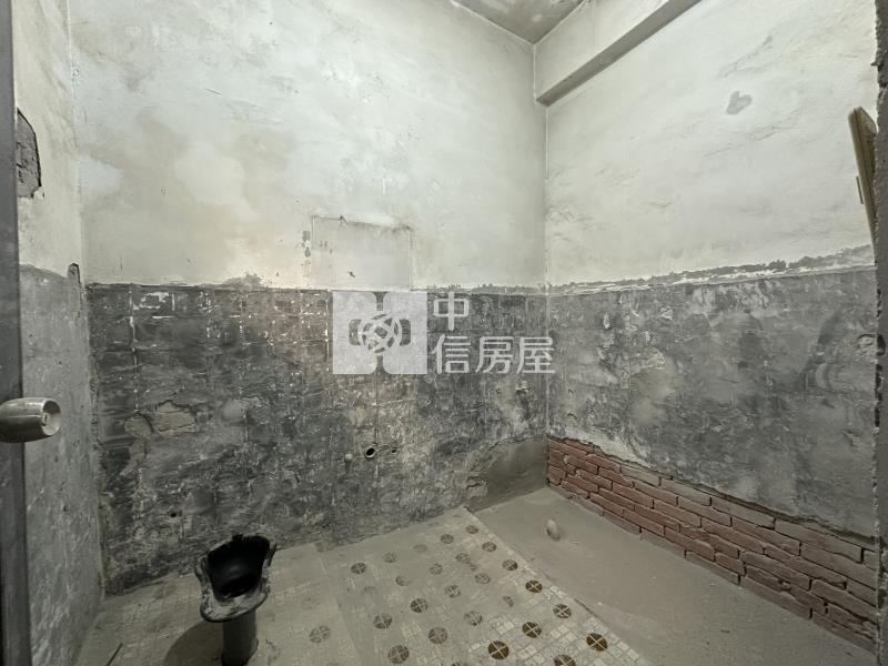 埔心車站前院停車大面寬透天房屋室內格局與周邊環境