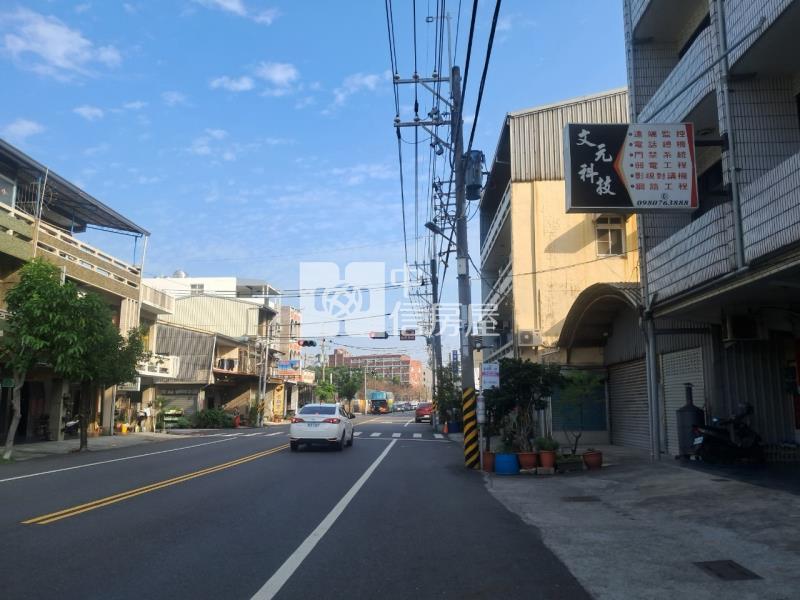 瀛海中學大騎樓店面透天房屋室內格局與周邊環境