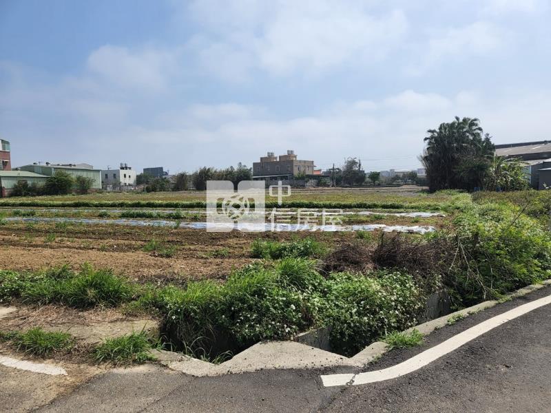 新屋國小雙面路農業資材室用地房屋室內格局與周邊環境