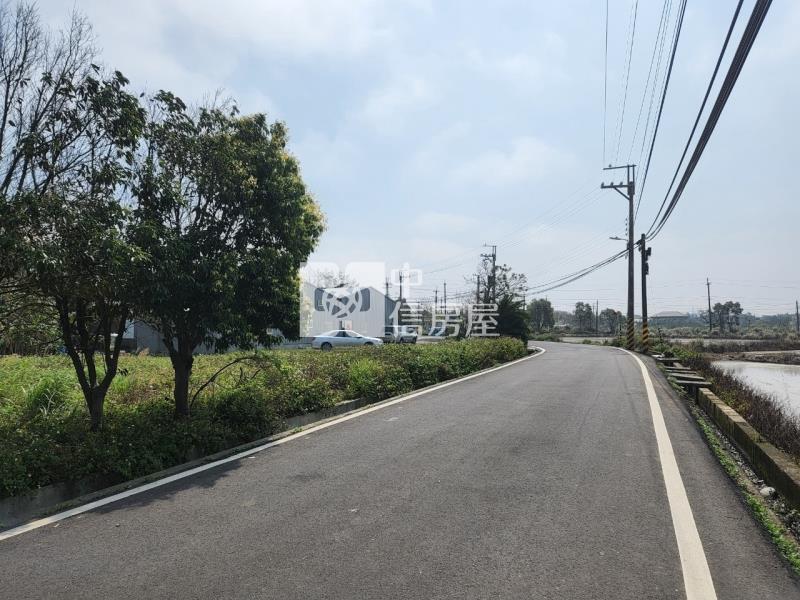 新屋國小雙面路農業資材室用地房屋室內格局與周邊環境
