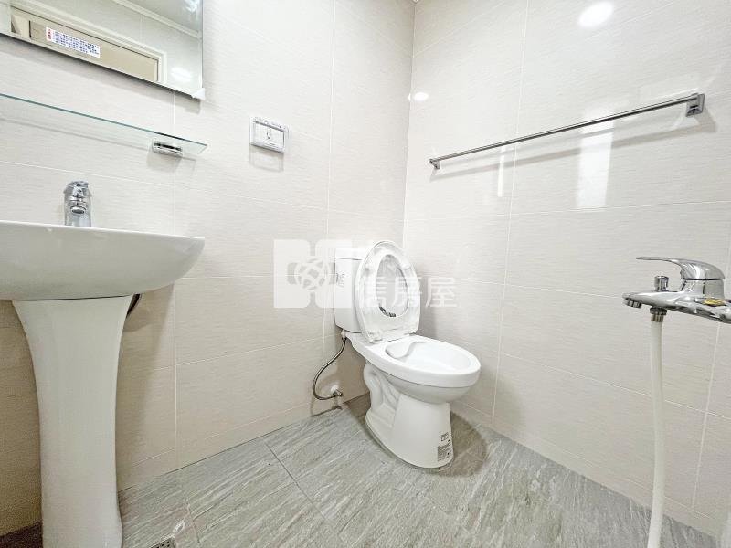 科博館精美陽台套房房屋室內格局與周邊環境