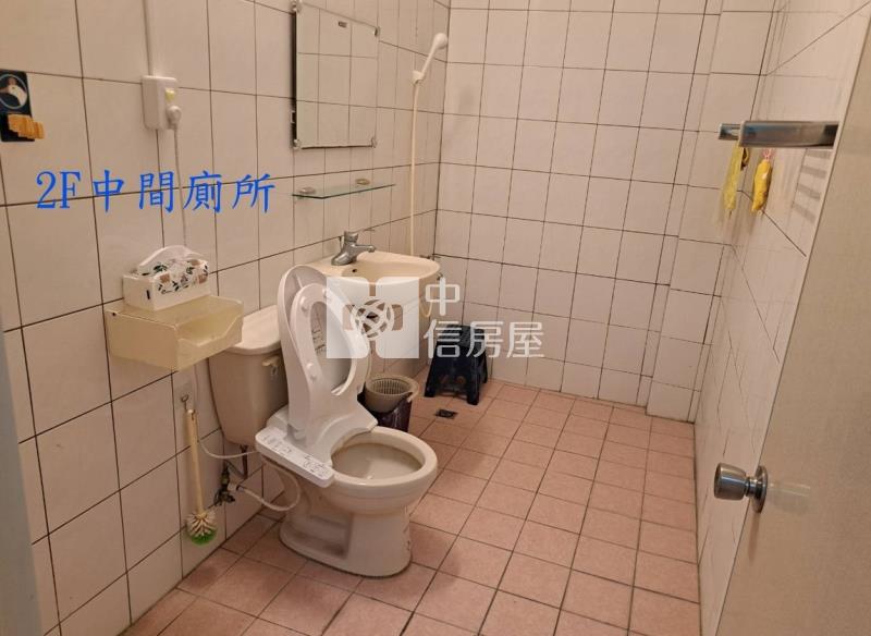 七股優雅大面寬採光通風透天房屋室內格局與周邊環境